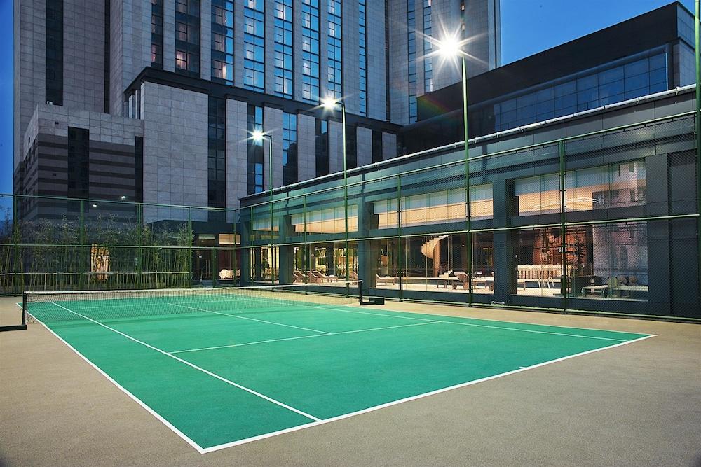 Ramada Plaza Lianyungang Hotell Exteriör bild