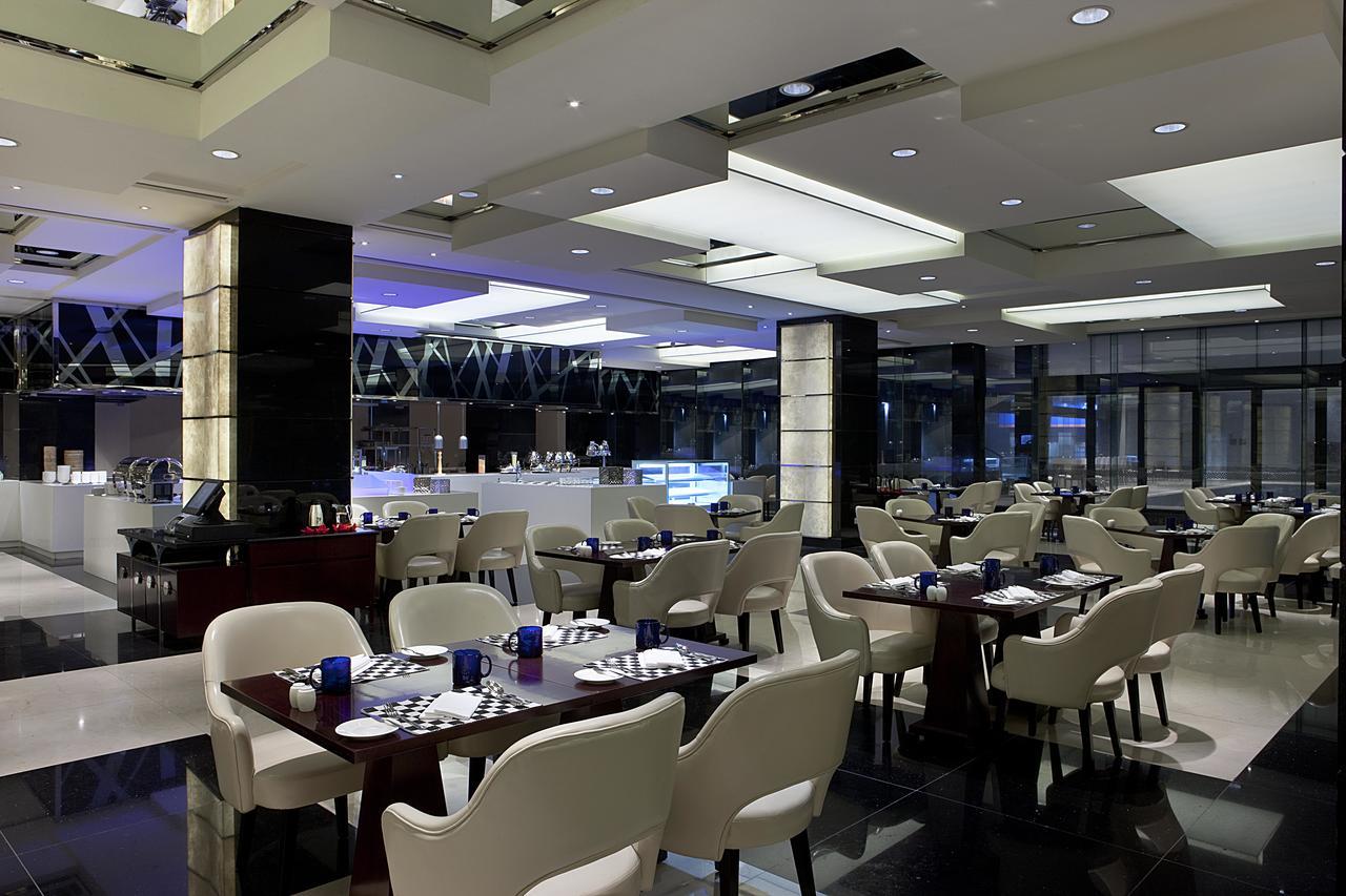Ramada Plaza Lianyungang Hotell Exteriör bild
