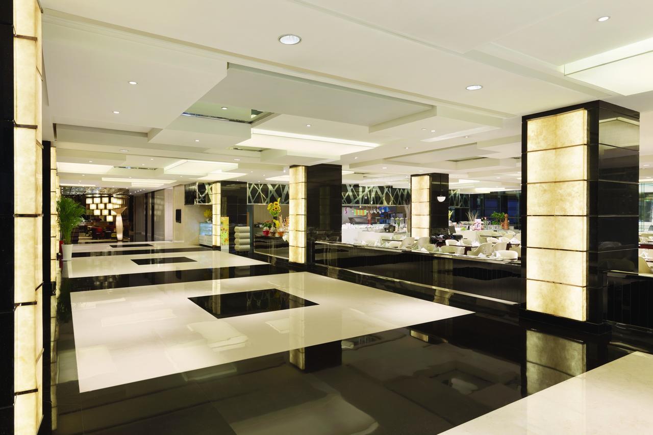 Ramada Plaza Lianyungang Hotell Exteriör bild
